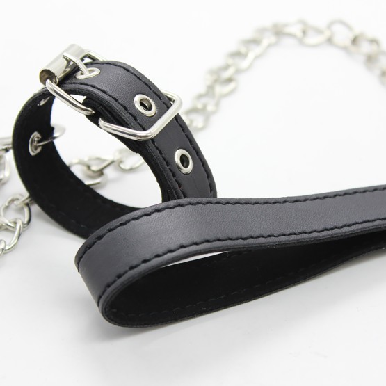 Leather Buckle Ring with Leash