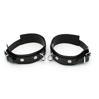 Rubber Anklecuffs Black