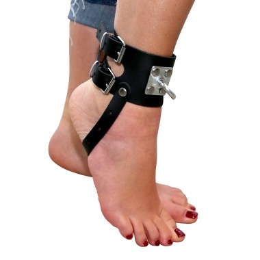 Leather Ankle Restraints with Heavy O-Ring