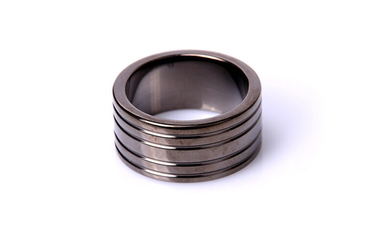 Black Steel Cockring Ribbed – 40 mm