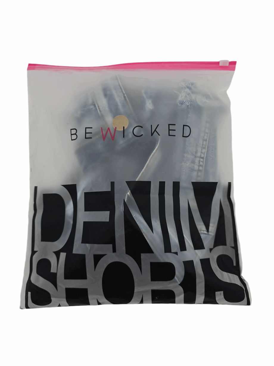 All Eyes on Me Shorts - BL / M