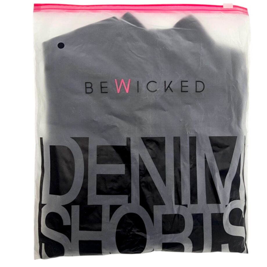 Feel The Vibe Shorts - BLK / L