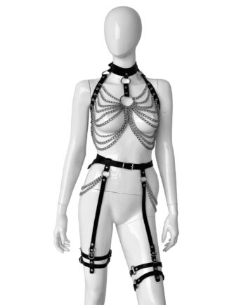 Leather set with chains The new Woman